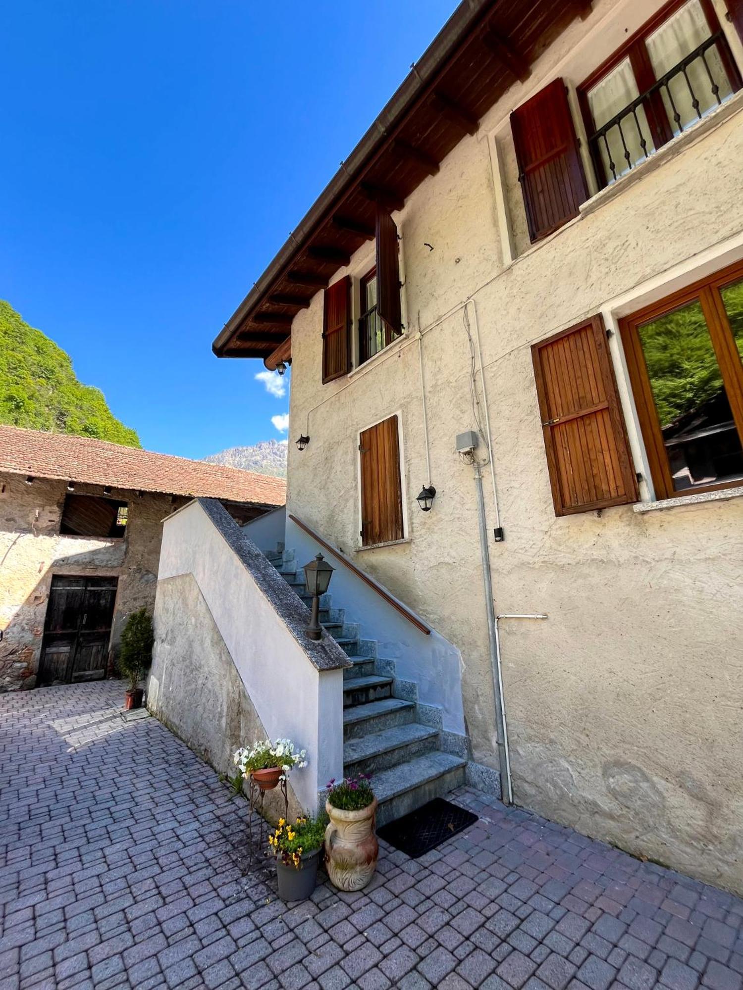 Agriturismo La Vecchia Chioderia Grandola ed Uniti Bagian luar foto